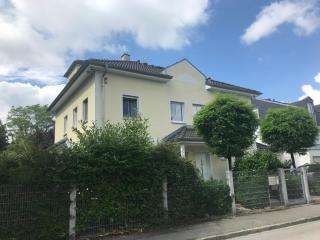 Helle Souterrainwohnung mit Komfort - Monaco di Baviera - 2