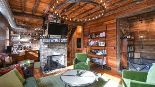 The Charlestonian - 4