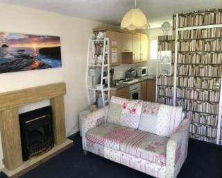 Villa 7 Lanteglos, Camelford, Cornwall - 3