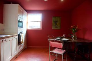 Stunning Apartment with Courtyard Near The Waterfront Ipswich - Ipswich - 9