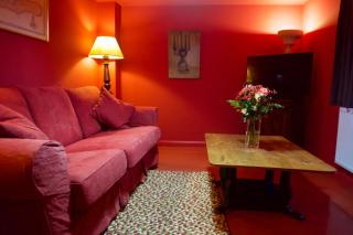 Stunning Apartment with Courtyard Near The Waterfront Ipswich - Ipswich - 0