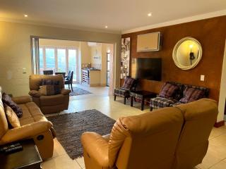 Sands Beach Simbithi Eco Estate Luxury Villa - Ballito - 6