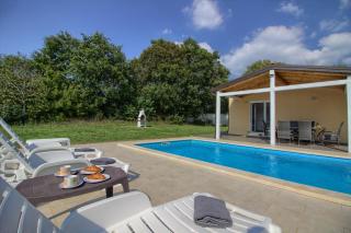 Wonderful villa Nezakcij with pool near the town and the beach - Valtura - 0