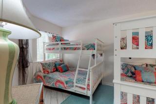 Sunshine Cottage - 2