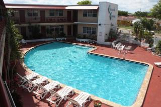 Beach and Town Motel - Hollywood - 0