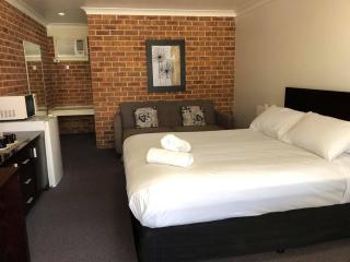 Lake Macquarie Motor Inn - Belmont - 8