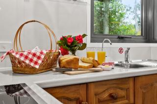 Karoola Cottage Self Contained - Lilydale - 4
