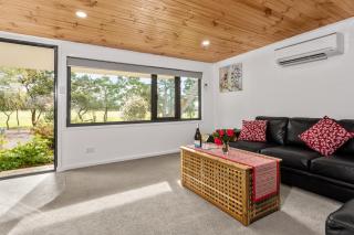 Karoola Cottage Self Contained - Lilydale - 6