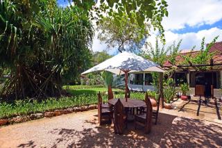 Mediterraneo Boutique Hotel - Dar es Salaam - 3