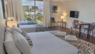 Cairns Plaza Hotel - 5