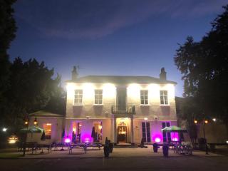 The Elms Hotel - East Retford - 0