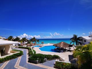 Brisas Beachfront Studios in Hotel Zone - Cancún - 7