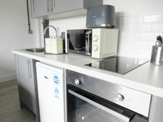 Queen Street Apartments - 1