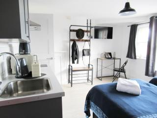 Queen Street Apartments - 2