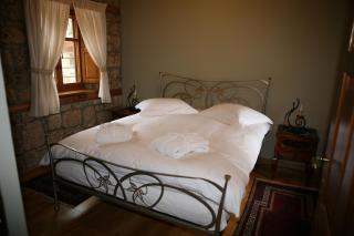 Roes Suites - Kato Loutraki - 2