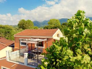 Asteraki Poolside Apartment by DadoVillas - 4