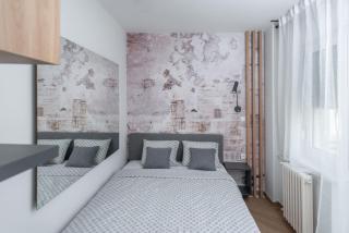 Republic Square Apartment - with garage - Novi Sad - 2