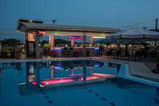Aphrodite Studios & Suites - 140m from the beach, by ZanteWize - Alykes - 8