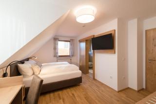Gasthof-Pension Brauner Hirsch in Alfeld - Mittelfranken - Alfeld - 6