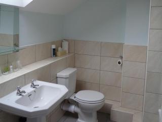 Wellington Inn - 1