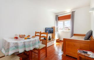 B14 - Heart of Old Town Apartment - Lagos - 3