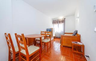 B14 - Heart of Old Town Apartment - Lagos - 9