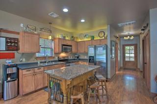 Lakefront Chico Haven with Multi-Level Private Dock! - Chico - 2