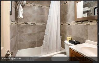 Downtown Hollywood Gardens Inn & Suites - 3