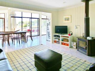 Bimbimbie at Hyams Beach - Hyams Beach - 4