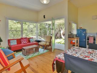 Rose Cottage at Hyams Beach - 3