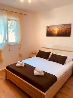 Apartments by the sea Molat - 18433 - 6