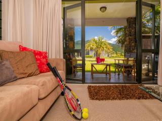 Villa 51 - Pauanui Holiday Home - 1