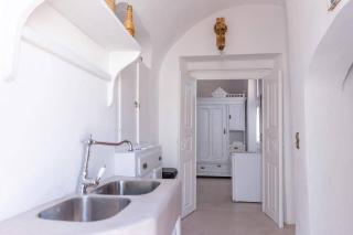 Beautiful Oia Villa Spectacular Sea Views Sunset & Caldera Views Aegean Serenity Villa - Oia - 3