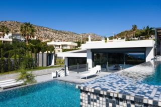 Black Diamond Luxury Beachfront Villa Selenia - 4