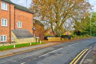 Chestnut Contractor Stays - Wellingborough - 8