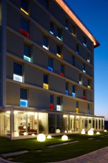 Breaking Business Hotel - 9