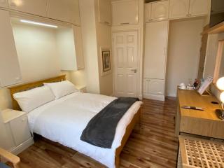 Chatsworth Guest House - London - 1