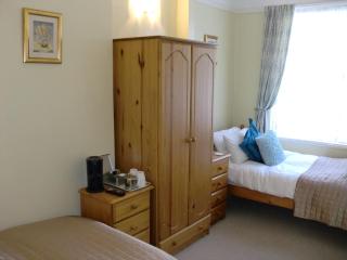 Avron House - Torquay - 3