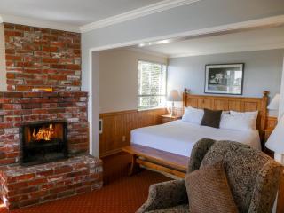 Carmel Fireplace Inn - Carmel - 6