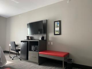Comfort Inn & Suites - Olive Branch - 2