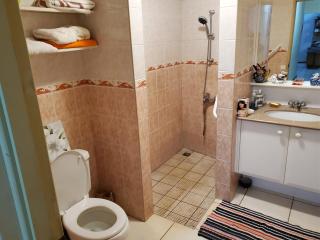 Private Room in our Home Stay by Kohutahia Lodge, 7 min by car to airport and town - Faaa - 6