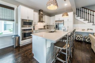 Off the Beachin' Path - 4BR Home with Golf Cart, 4 Bikes and Great Amenities! - 9