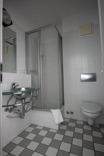 Check Inn Hotel Merseburg - Merseburg - 4