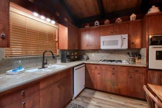 18B Hiltbrand Hangout - Wawona - 7