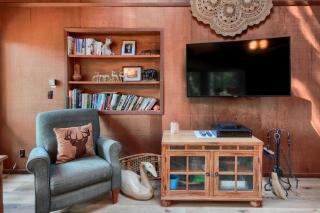 18B Hiltbrand Hangout - Wawona - 3