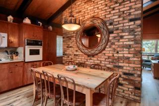 18B Hiltbrand Hangout - Wawona - 1