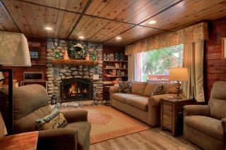 16 Chipmunks Holiday - Wawona - 8