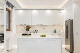 Karolkowa 28A - Luminous Apartment with Balcony by Renters Prestige - 5