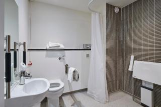 Holiday Inn Leeds Garforth by IHG - Garforth - 1