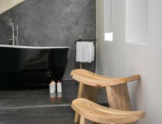 Luxury Santorini Villa Villa Elysian Dyo Private Hot Tub Air Conditioning 1 Bedroom Oia - Foinikiá - 7